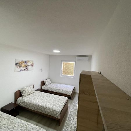 Vila 5 Hotel Prilep Exterior foto