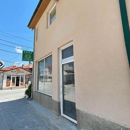 Vila 5 Hotel Prilep Exterior foto