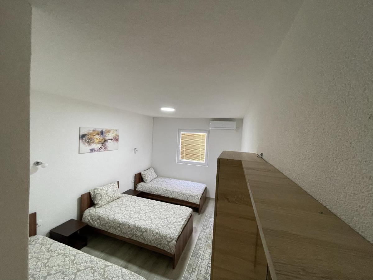 Vila 5 Hotel Prilep Exterior foto