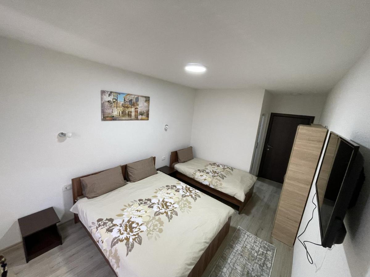 Vila 5 Hotel Prilep Exterior foto