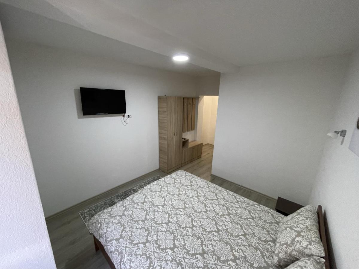 Vila 5 Hotel Prilep Exterior foto